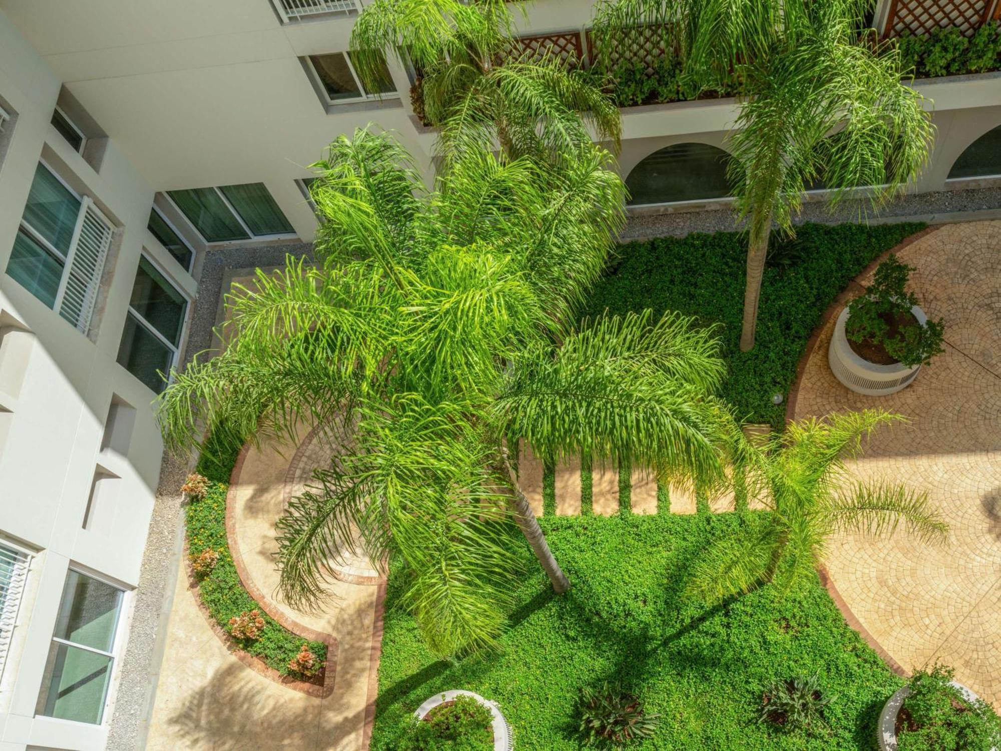 Moevenpick Hotel Beirut Ngoại thất bức ảnh