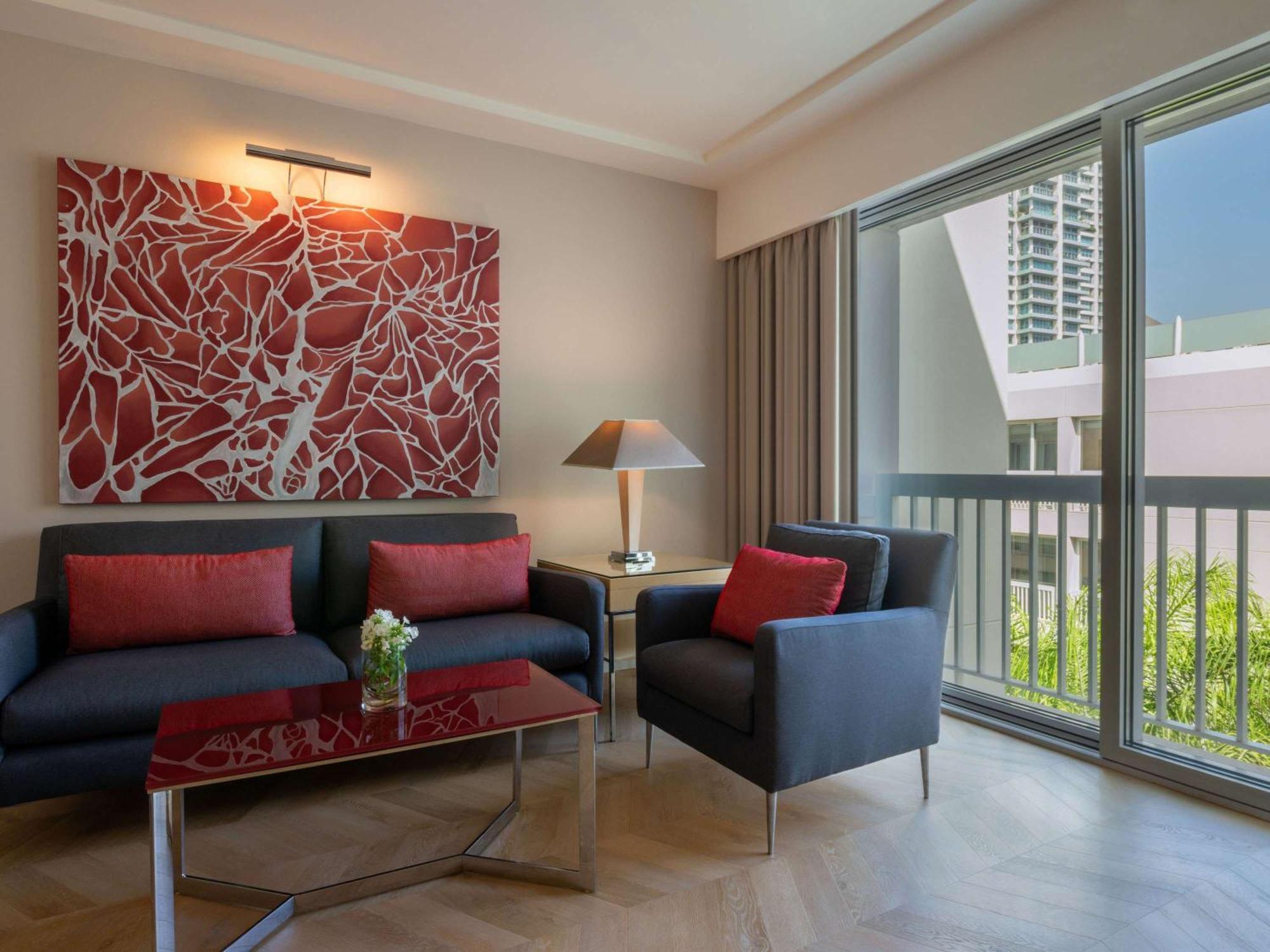 Moevenpick Hotel Beirut Ngoại thất bức ảnh