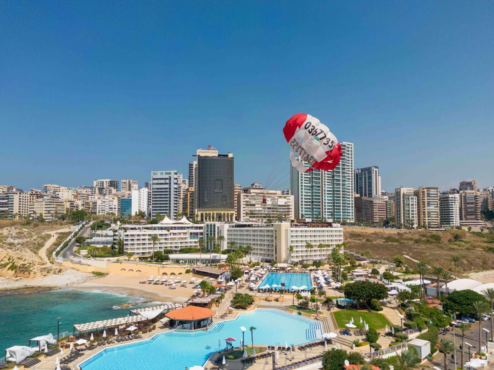 Moevenpick Hotel Beirut Ngoại thất bức ảnh