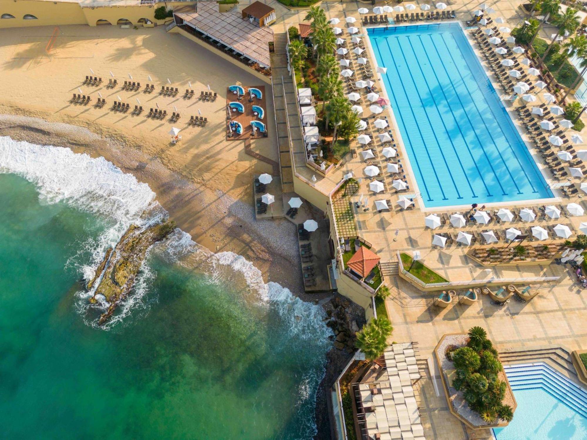 Moevenpick Hotel Beirut Ngoại thất bức ảnh